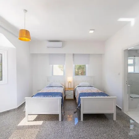 Coral Jewel - Six Bedroom With Private Swimming Pool Villa Pégeia
