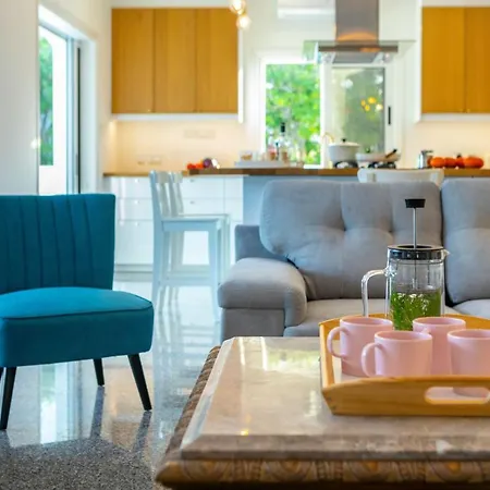 Coral Jewel - Six Bedroom With Private Swimming Pool Villa Pégeia