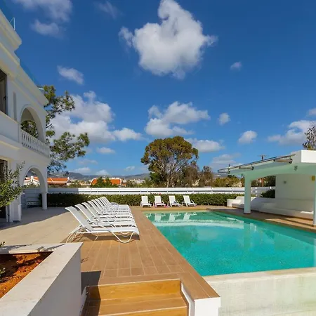 Coral Jewel - Six Bedroom With Private Swimming Pool Villa