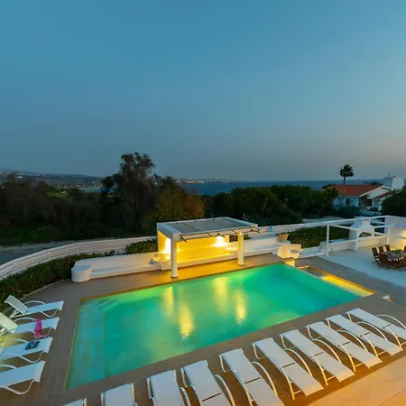 Coral Jewel - Six Bedroom With Private Swimming Pool Villa