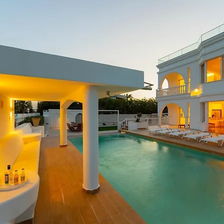 Coral Jewel - Six Bedroom With Private Swimming Pool * Pégeia