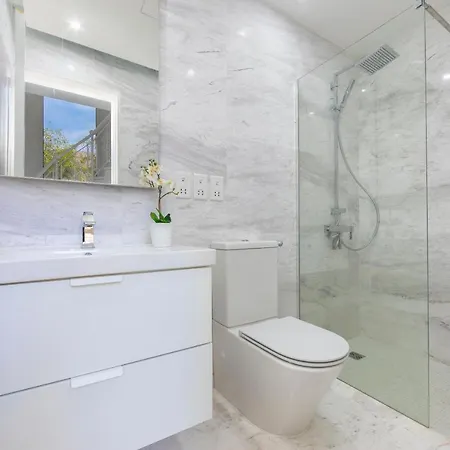 Coral Jewel - Six Bedroom With Private Swimming Pool Willa