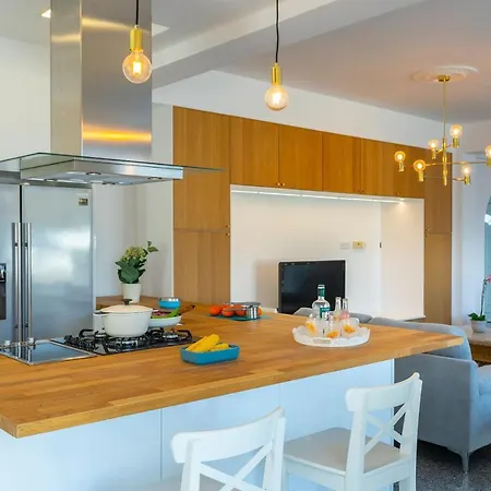 Coral Jewel - Six Bedroom With Private Swimming Pool וילה פאהיה